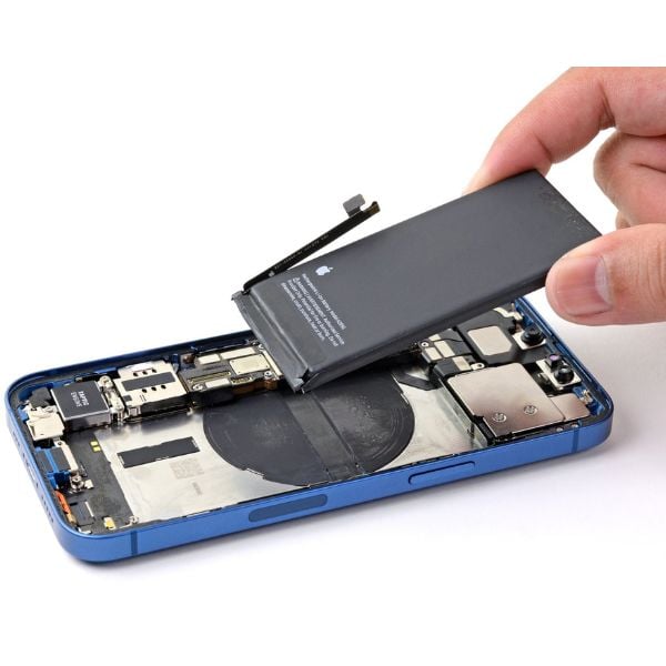 Everything You Need to Know About iPhone Battery Replacement Kits