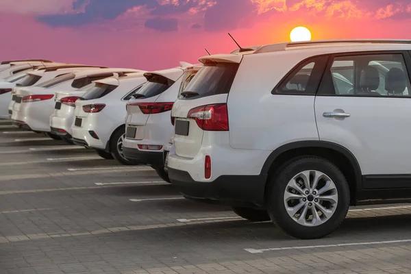 How a Chevrolet Dealership Can Help You Trade In Your Old Car