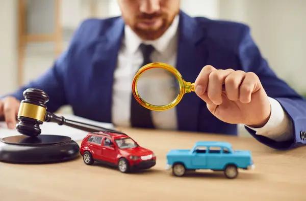 What Makes a Car Crash Lawyer Chicago Stand Out from Others